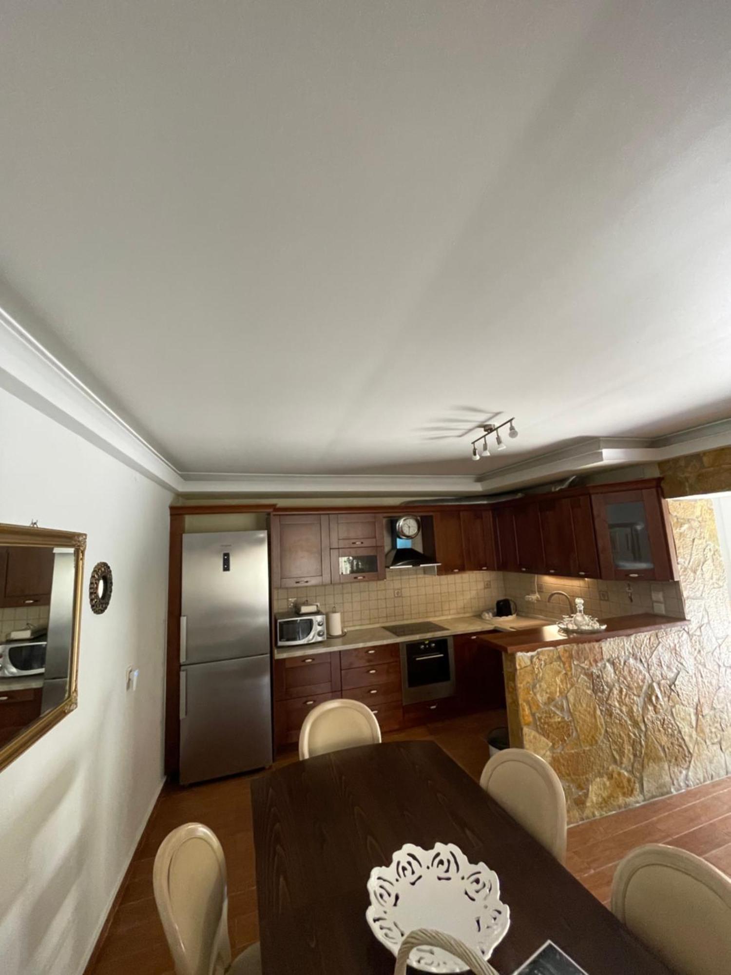 Villa Anasandra - 3 Bedroom Villa Kompitsion ภายนอก รูปภาพ